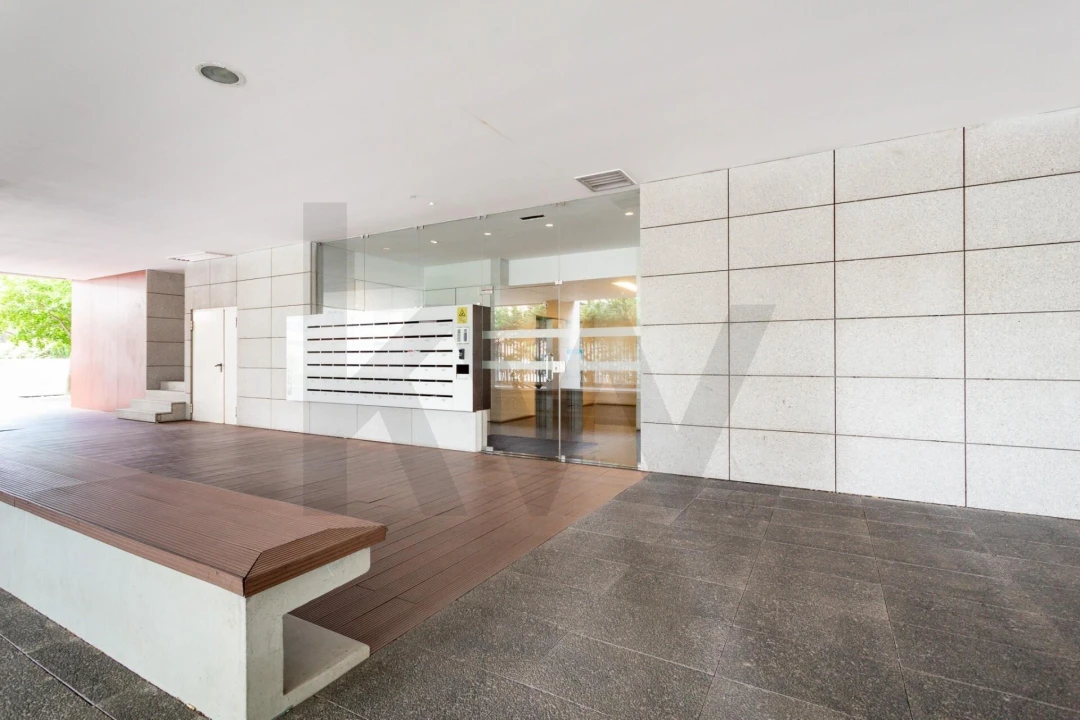 Apartamento T3 para Arrendamento em Alvalade Foto 36
