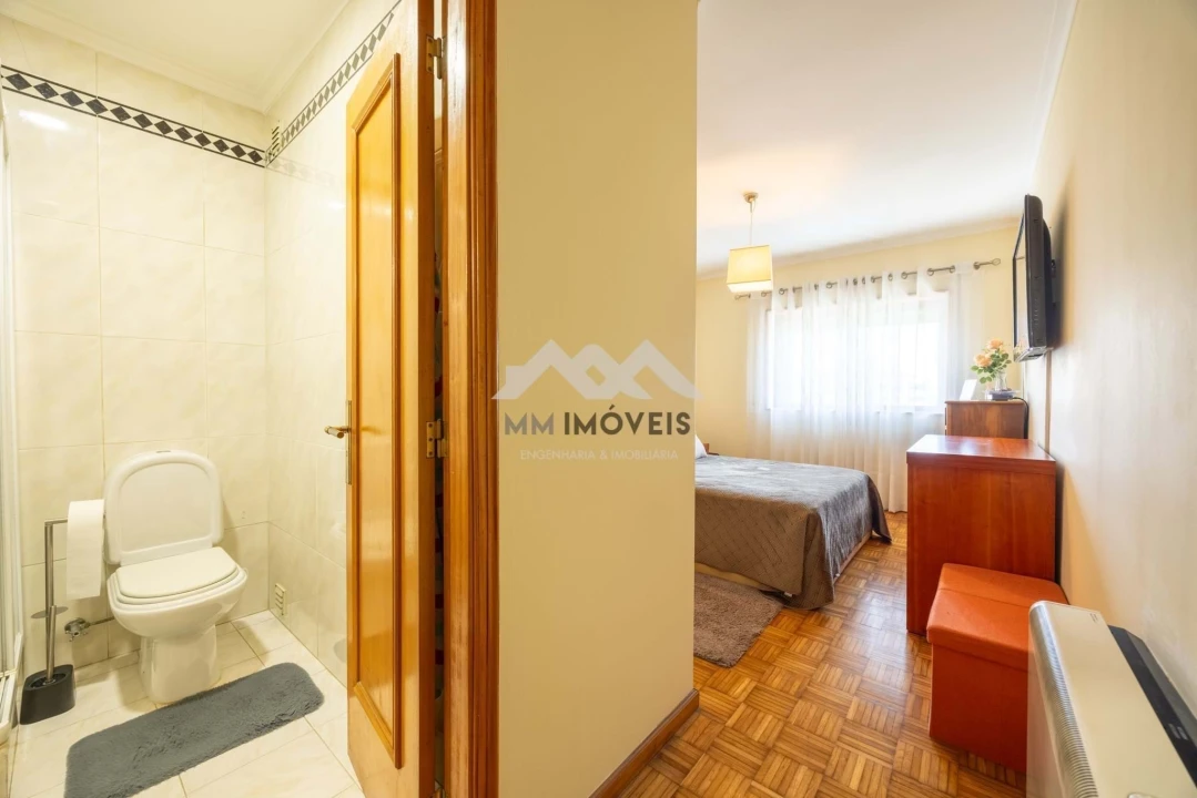 Apartamento T2 para Venda em Cidade da Maia Foto 14