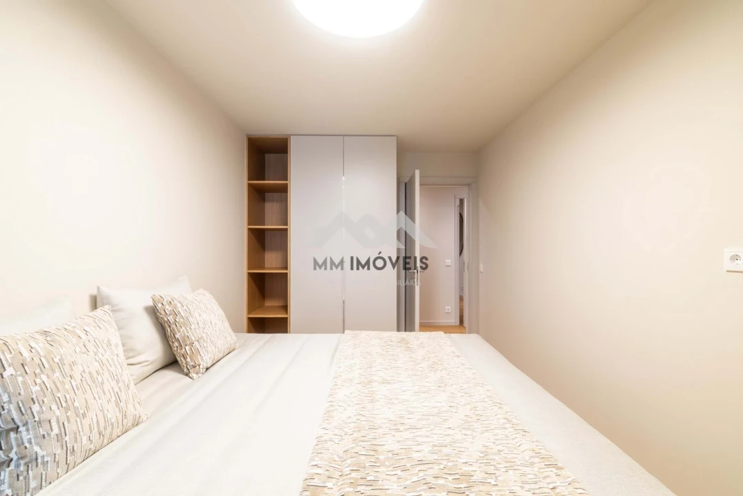 Apartamento T4 para Venda em Santa Marinha Foto 24