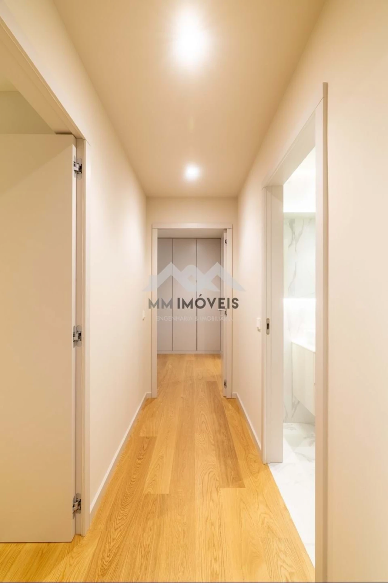 Apartamento T4 para Venda em Santa Marinha Foto 23