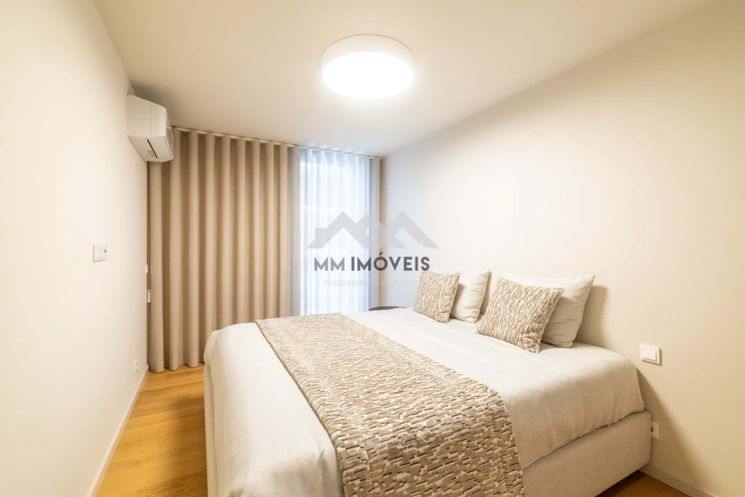 Apartamento T4 para Venda em Santa Marinha Foto 26