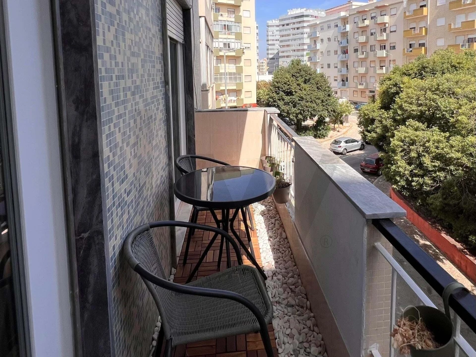 Apartamento T2 para Venda em Portimão Foto 1