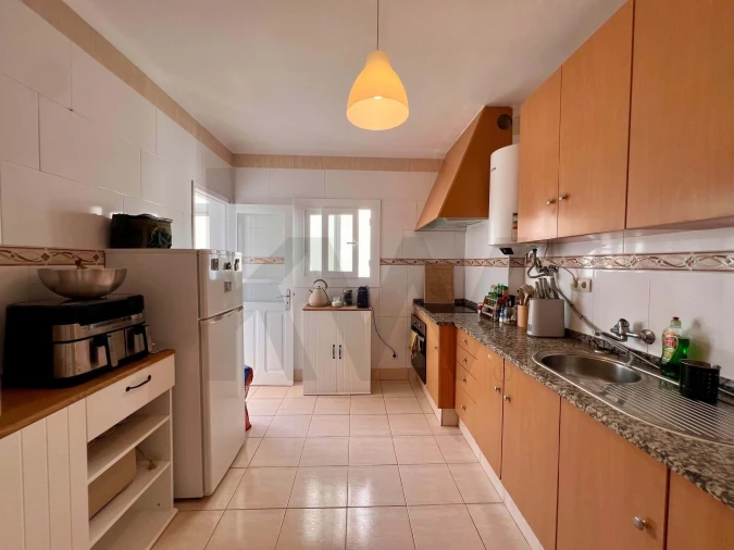 Apartamento T2 para Venda em Portimão Foto 3