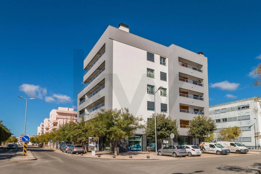 Apartamento T2 para Arrendamento férias em Loule (São Clemente) Foto 1