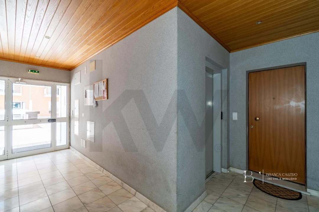 Apartamento T3 para Venda em Vila Real de Santo Antonio Foto 30