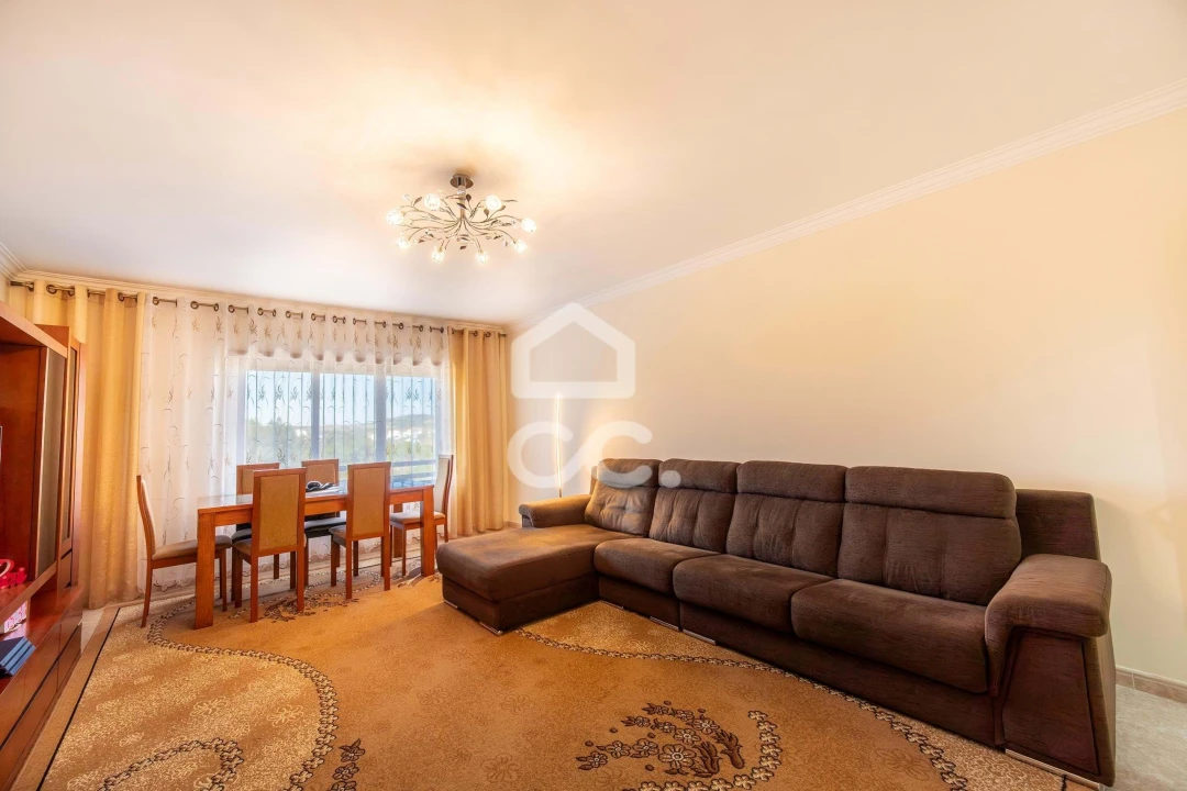 Apartamento T2 para Venda em Cacém e São Marcos Foto 1
