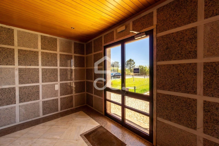 Apartamento T2 para Venda em Cacém e São Marcos Foto 29