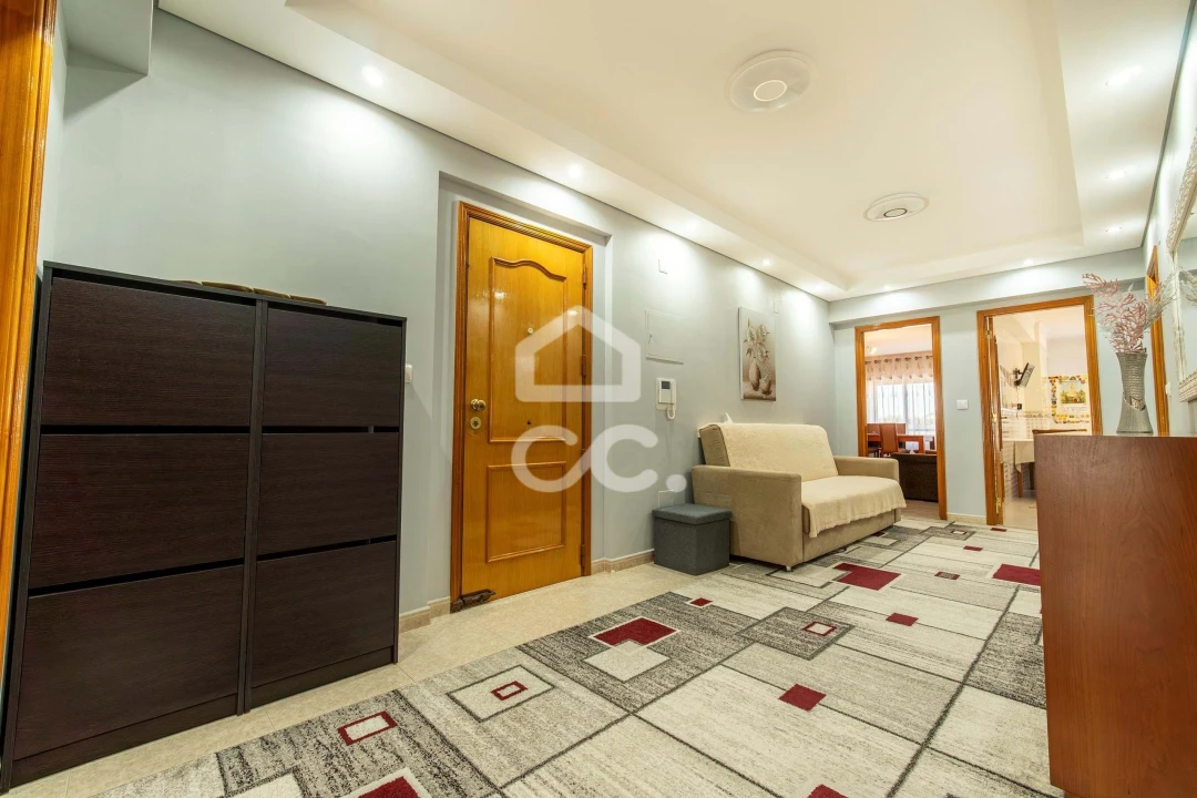 Apartamento T2 para Venda em Cacém e São Marcos Foto 27