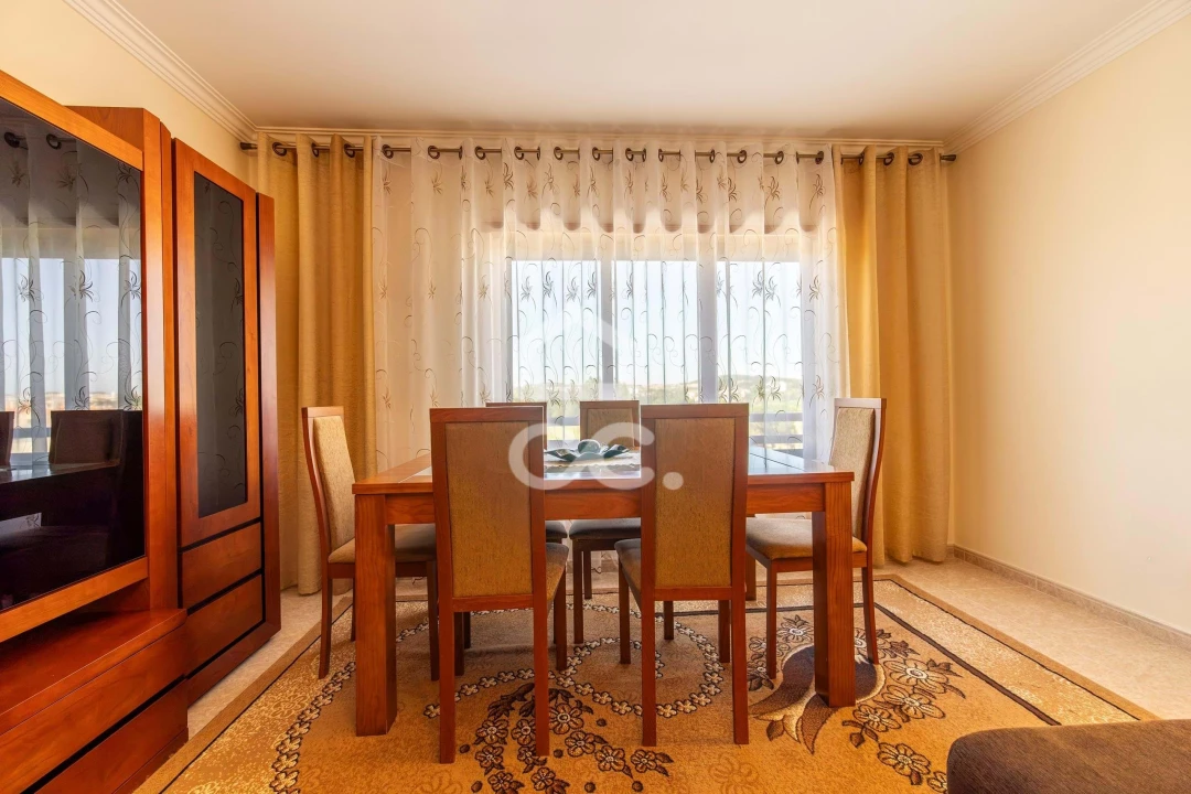 Apartamento T2 para Venda em Cacém e São Marcos Foto 3