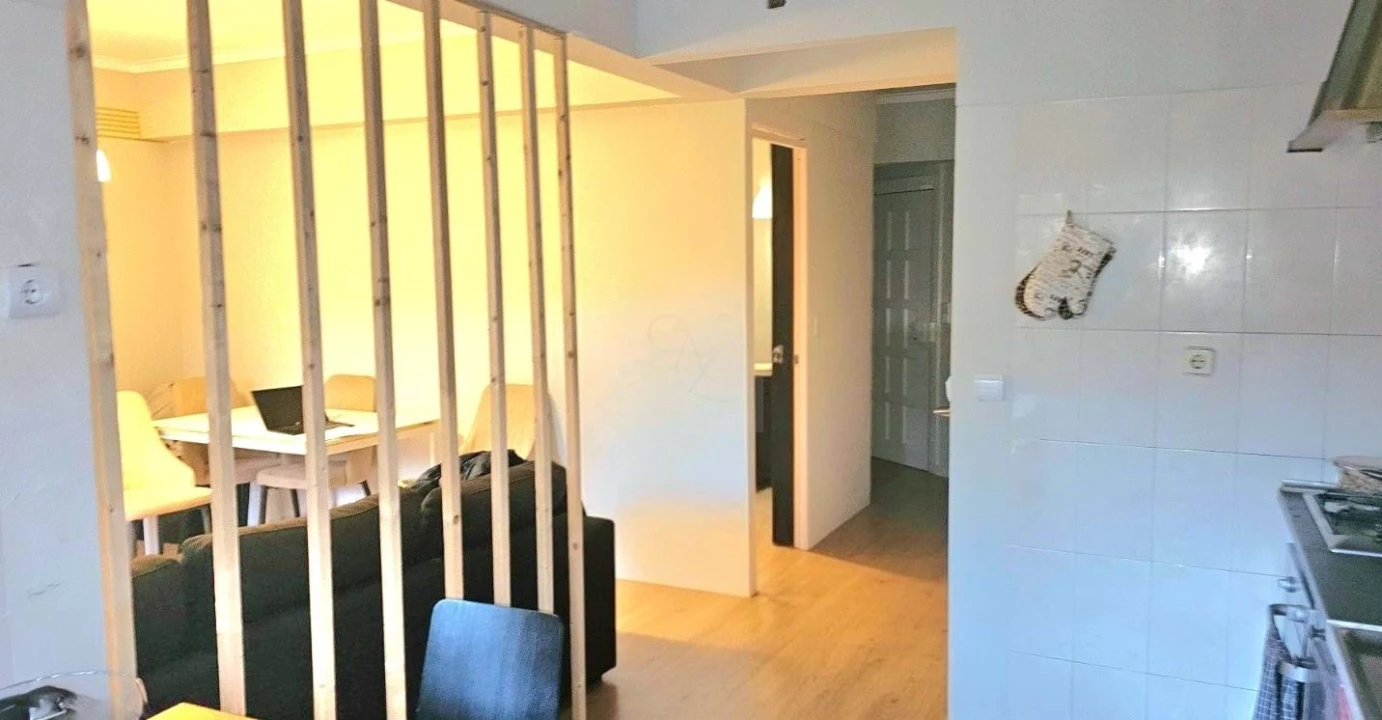 Apartamento T2 para Venda em Rio de Mouro Foto 2