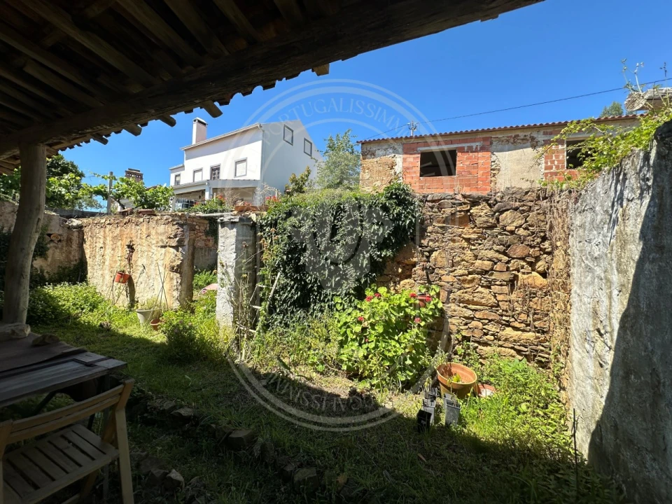 Quinta T3 para Venda em Vila de Rei Foto 29