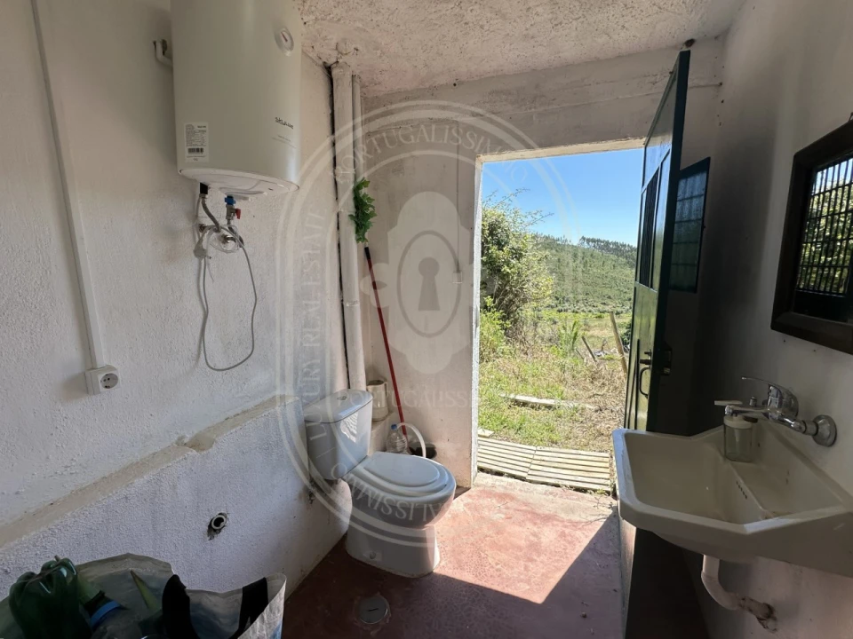 Quinta T3 para Venda em Vila de Rei Foto 36