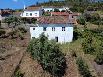 Quinta T3 para Venda em Vila de Rei