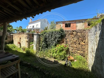 Quinta T3 para Venda em Vila de Rei