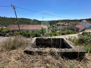 Quinta T3 para Venda em Vila de Rei