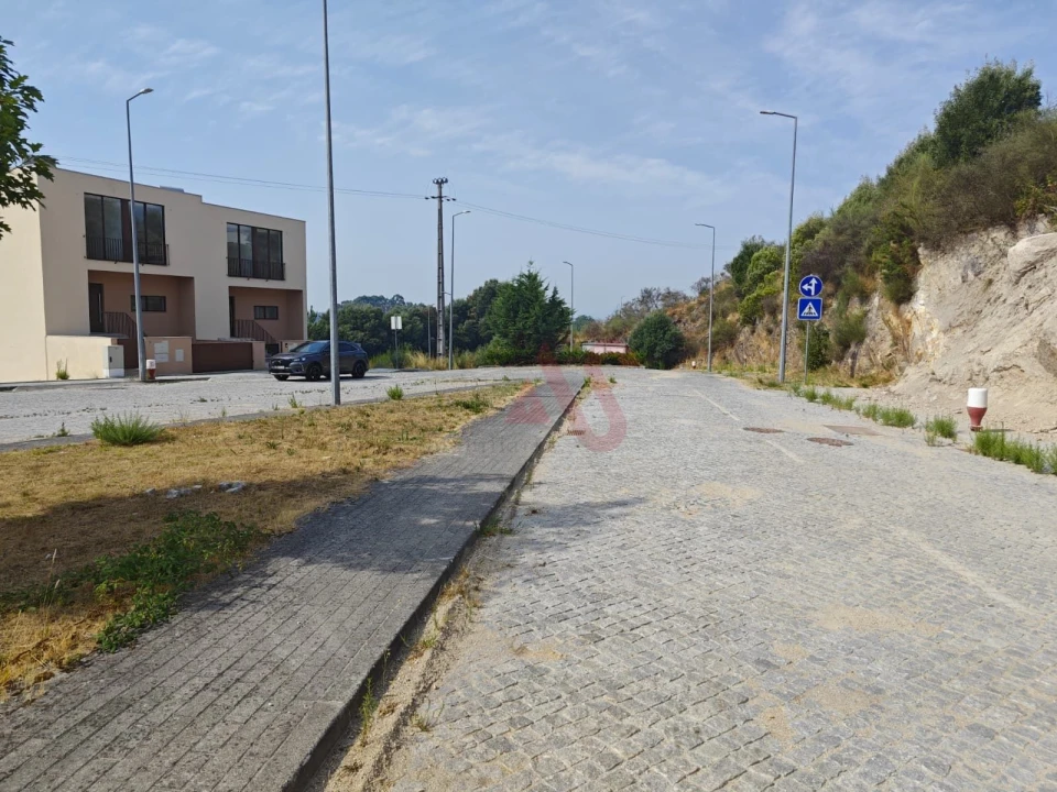 Moradia T3 para Venda em Cristelos, Boim e Ordem Foto 10