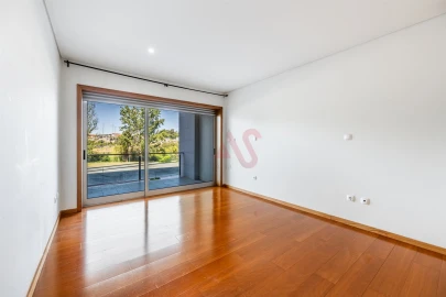 Apartamento T3 para Venda em Candoso Santiago e Mascotelos