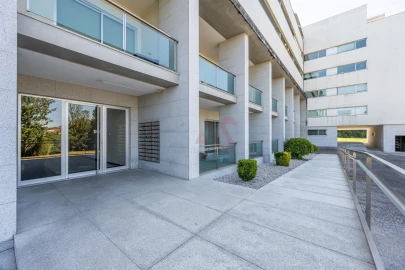 Apartamento T3 para Venda em Candoso Santiago e Mascotelos