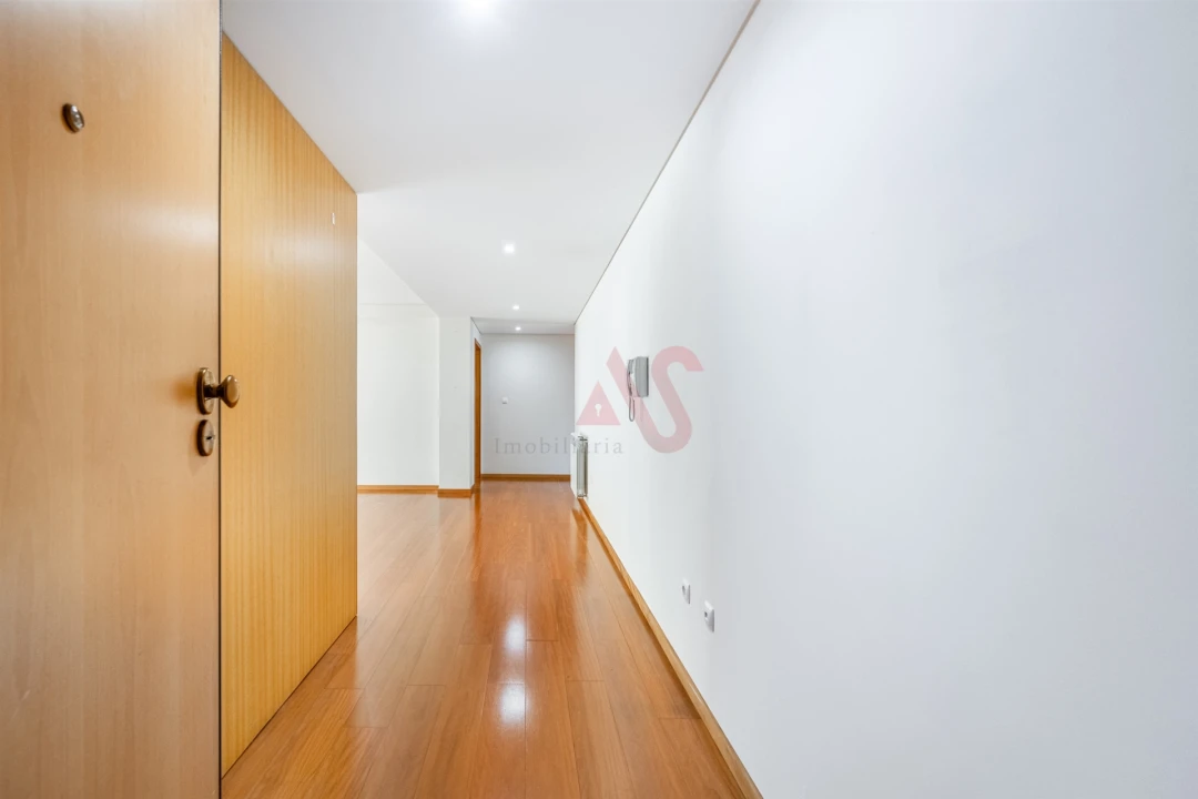 Apartamento T3 para Venda em Candoso Santiago e Mascotelos Foto 6