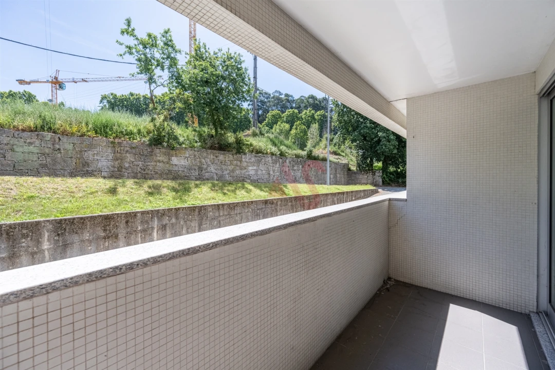 Apartamento T3 para Venda em Candoso Santiago e Mascotelos Foto 11
