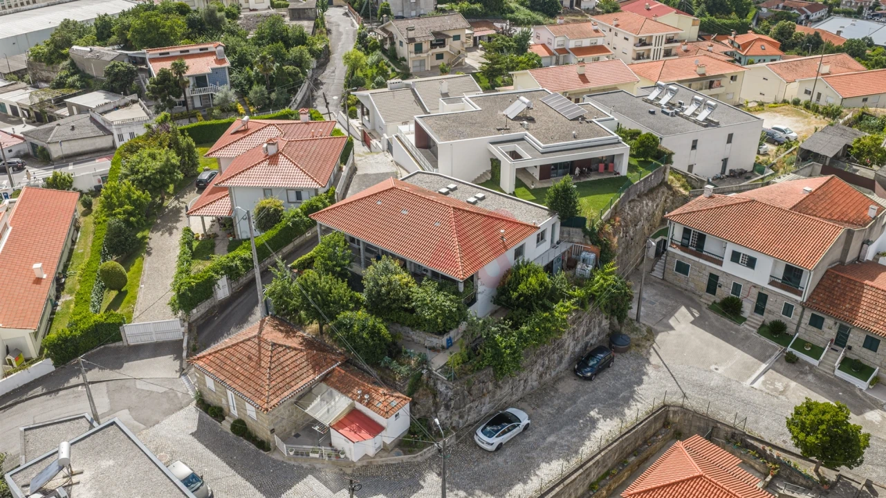 Moradia T3 para Venda em Caldas de Vizela (São Miguel e São João) Foto 3