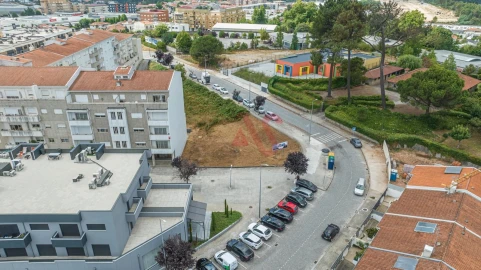 Apartamento T2 para Venda em Cristelos, Boim e Ordem
