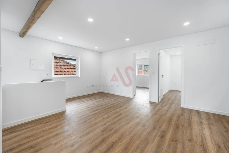 Apartamento T2 para Venda em Caldas de Vizela (São Miguel e São João) Foto 3