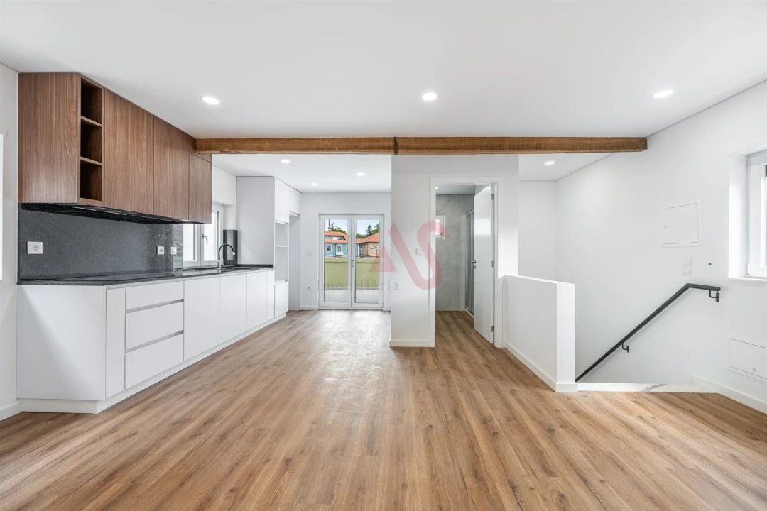 Apartamento T2 para Venda em Caldas de Vizela (São Miguel e São João) Foto 1