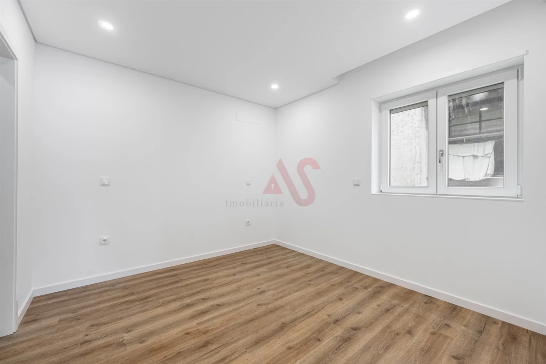 Apartamento T1 para Venda em Caldas de Vizela (São Miguel e São João) Foto 6