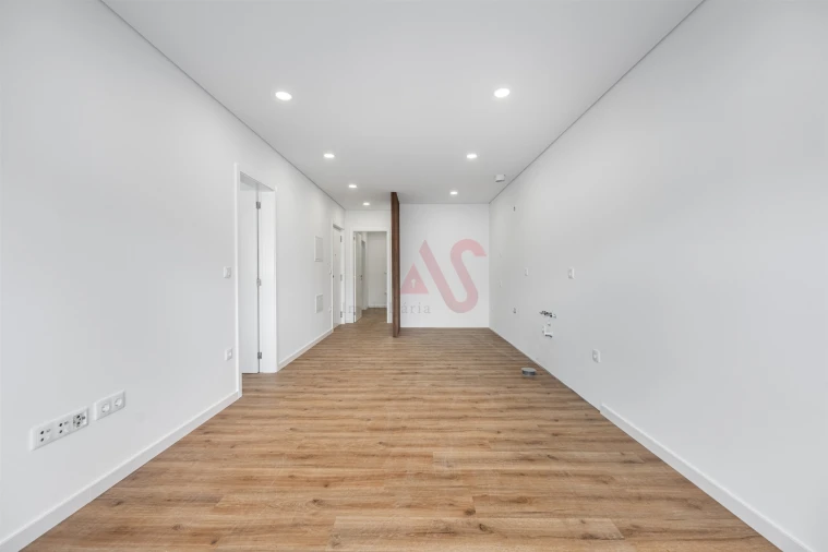 Apartamento T1 para Venda em Caldas de Vizela (São Miguel e São João) Foto 3
