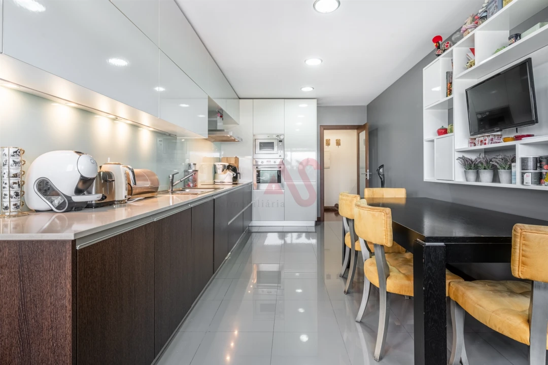 Apartamento T3 para Venda em Caldelas Foto 7