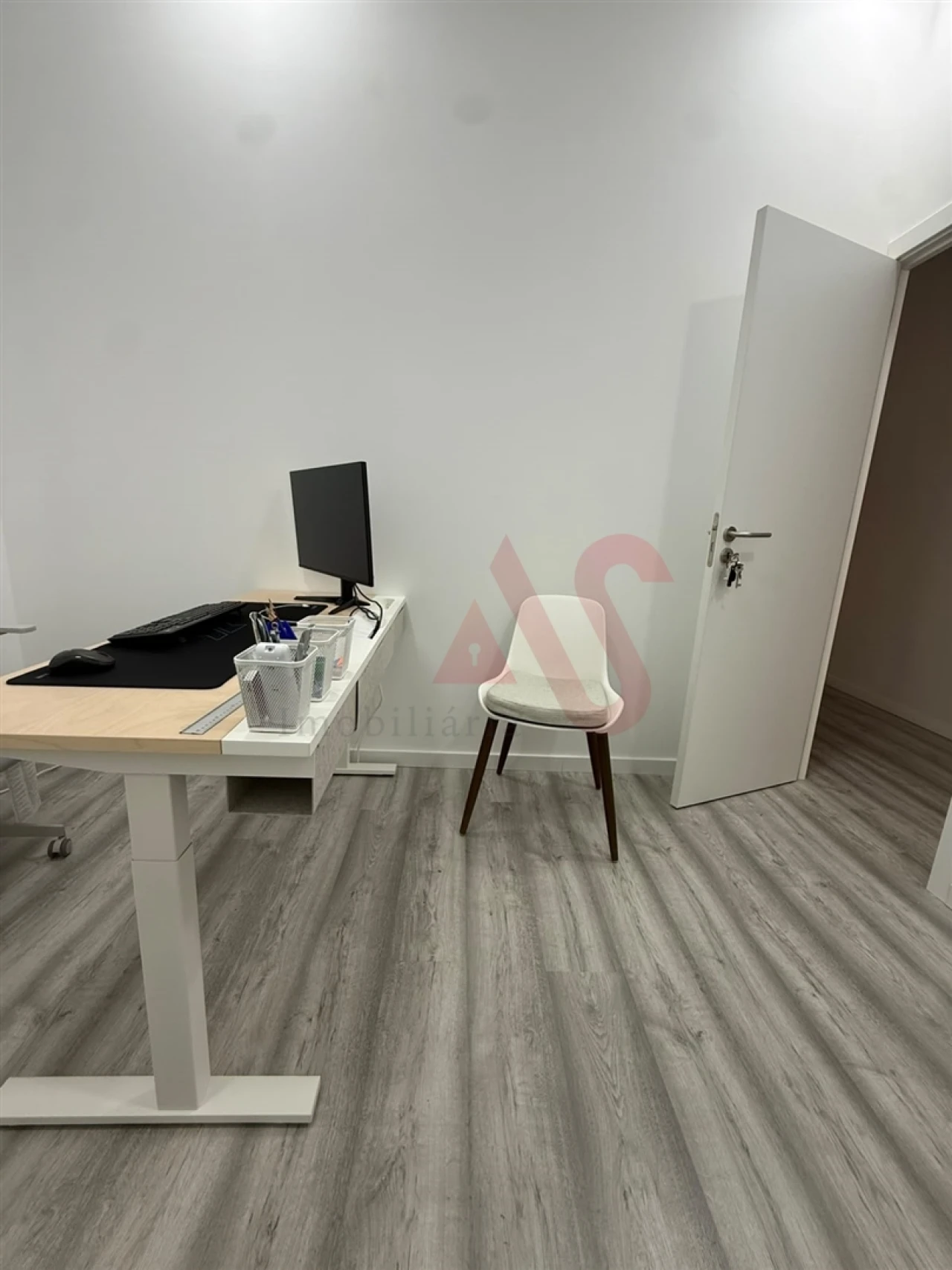 Escritório para Arrendamento em Pontinha e Famões Foto 2