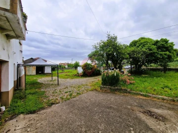 Moradia T3 para Venda em Ganfei