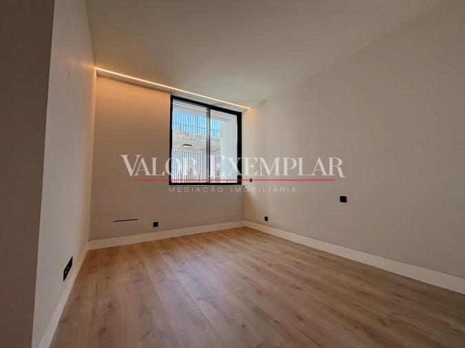 Apartamento T2 para Venda em Alcochete Foto 16