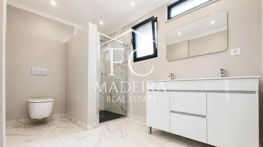 Moradia T3 para Venda em São Roque Foto 3