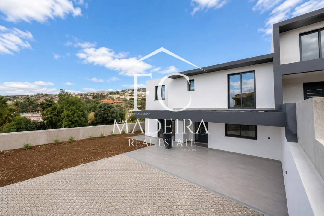 Moradia T3 para Venda em São Roque Foto 15