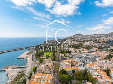 Apartamento T4 para Venda em Funchal (Se)