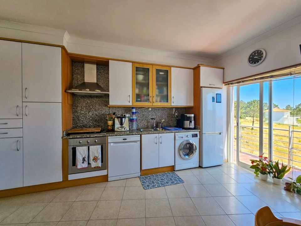 Apartamento T3 para Venda em Ericeira Foto 3
