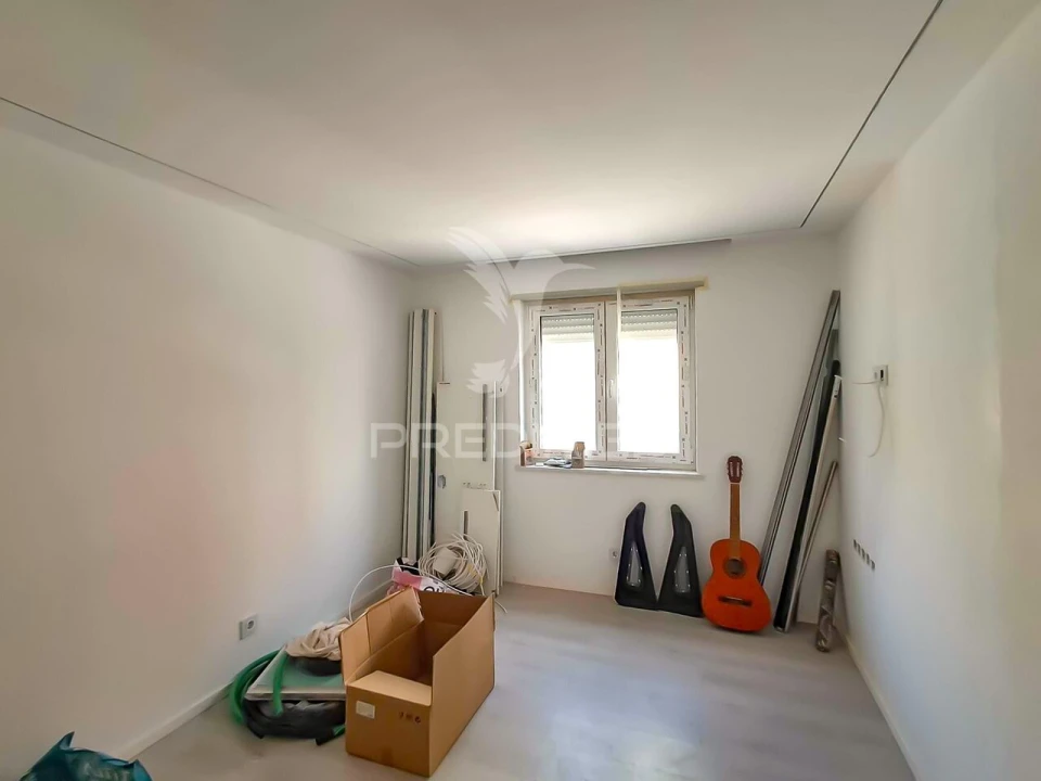 Apartamento T2 para Venda em Caparica e Trafaria Foto 5