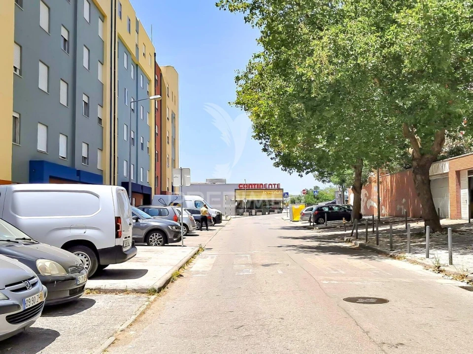 Apartamento T2 para Venda em Caparica e Trafaria Foto 17
