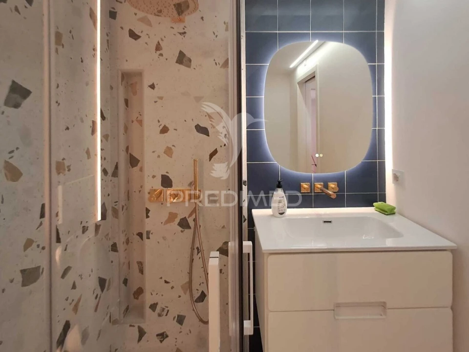 Apartamento T2 para Venda em Caparica e Trafaria Foto 13