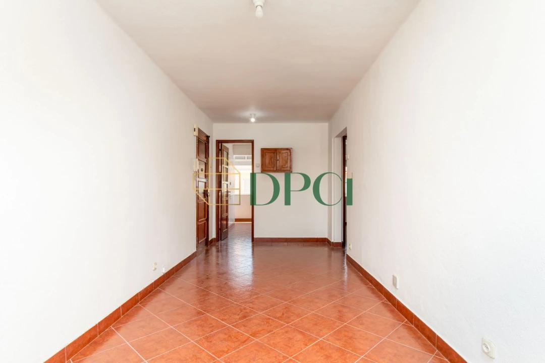 Apartamento T2 para Venda em Benfica Foto 12