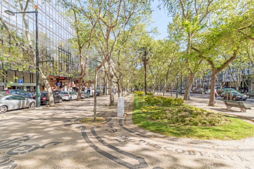 Apartamento T1 para Venda em Santo António Foto 20