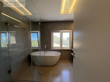 Quinta T7 para Venda em Sesimbra (Castelo)