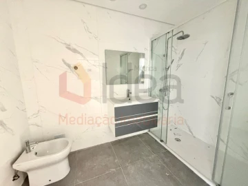 Apartamento T3 para Venda em Seixal, Arrentela e Aldeia de Paio Pires