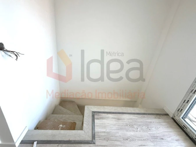 Apartamento T3 para Venda em Seixal, Arrentela e Aldeia de Paio Pires Foto 12