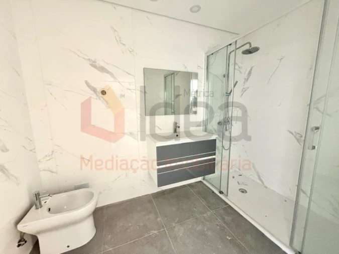 Apartamento T3 para Venda em Seixal, Arrentela e Aldeia de Paio Pires Foto 20