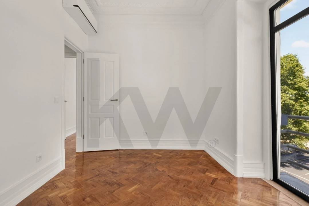 Apartamento T3 para Venda em Arroios Foto 2