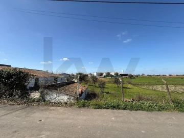 Quinta T3 para Venda em Ferreira do Alentejo e Canhestros