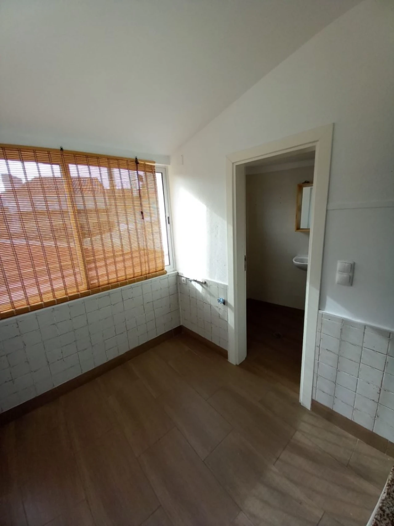 Moradia T4 para Venda em Sé e São Lourenço Foto 2